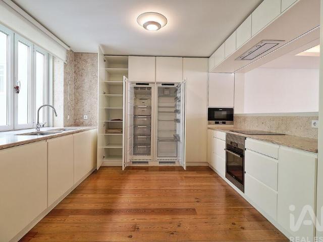 Apartamento T4 em Santo António 267m² Lisboa