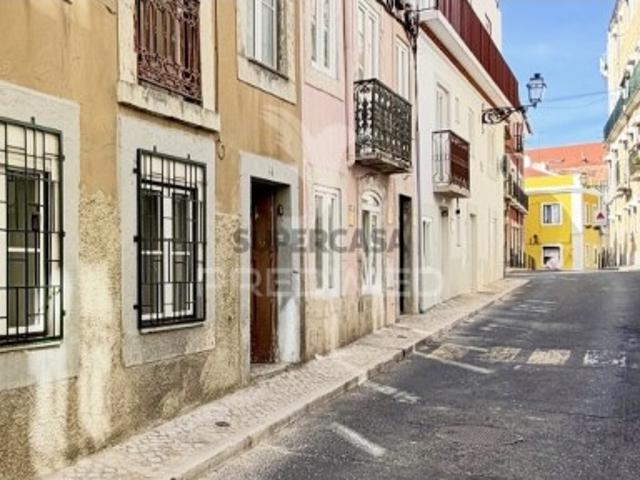 Apartamento T4 em Santo António