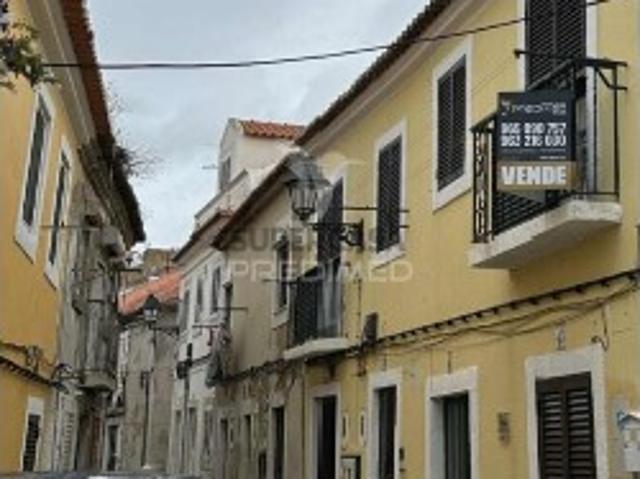 Apartamento T4 em Paio Pires