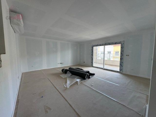 Apartamento T4 em Setúbal