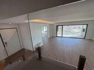 Apartamento T4 em Setúbal