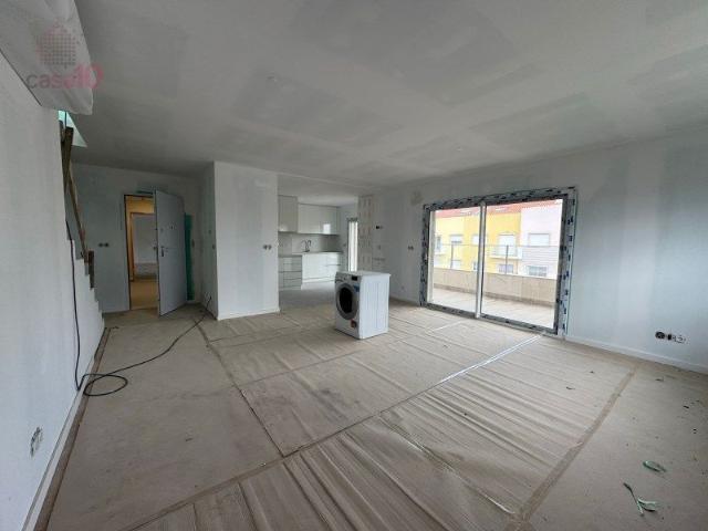 Apartamento T4 em Setúbal