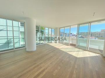 Apartamento T4 Funchal