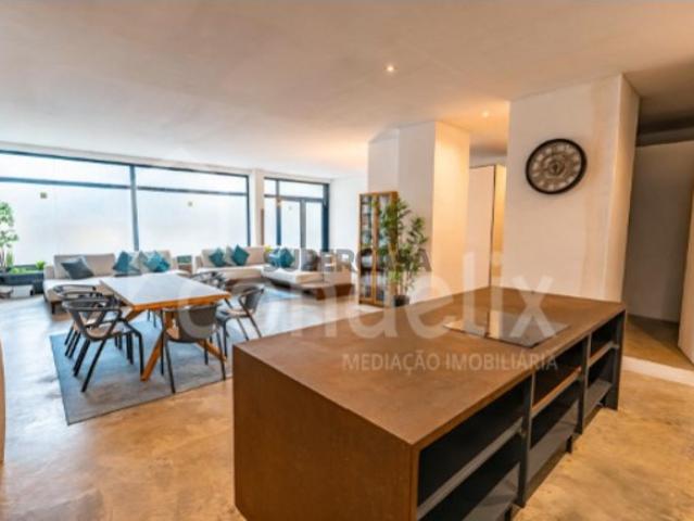 Apartamento T4 junto ao Hospital da Prelada, Ramalde