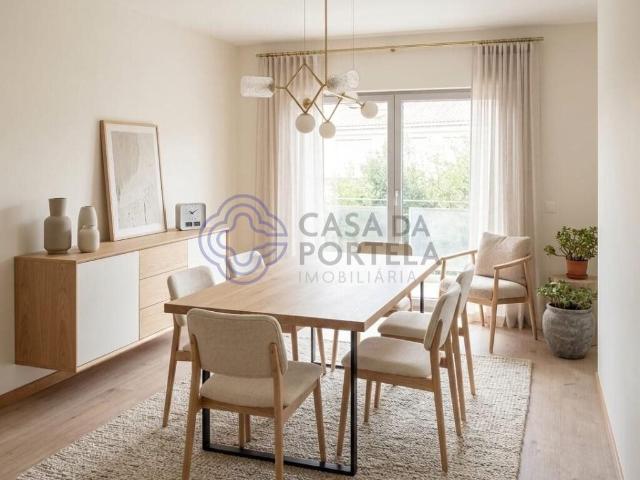 Apartamento T4 junto ao Metro de Salgueiros | Paranhos | Por. 122m² Paranhos