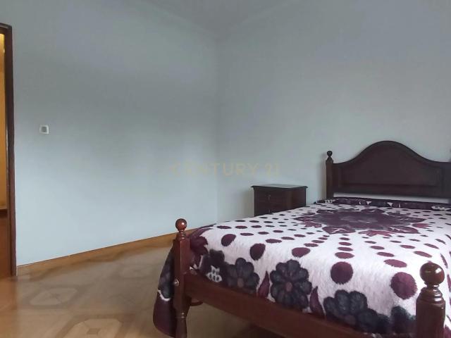 Apartamento T4 Luminoso com Excelentes Áreas e Garagem– Zona Premium de Beja