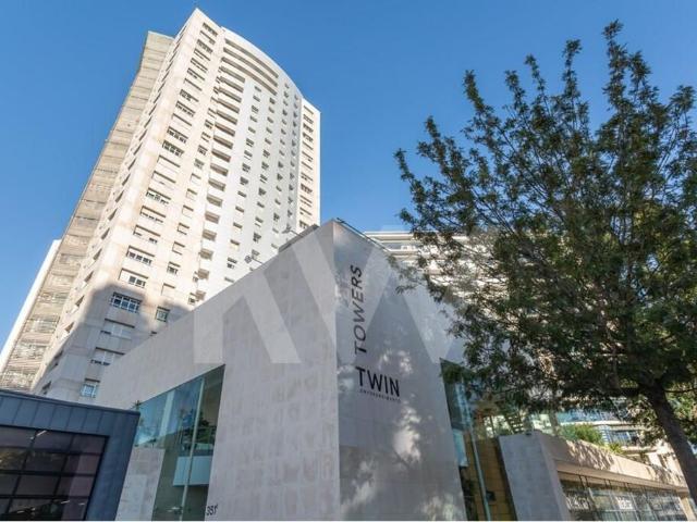 Apartamento T4 mobilado de luxo para arrendar na Twin Towers