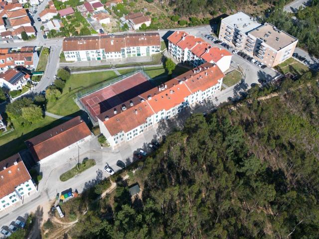 Apartamento T4 na Pampilhosa – Excelente Estado de ConservaçãO