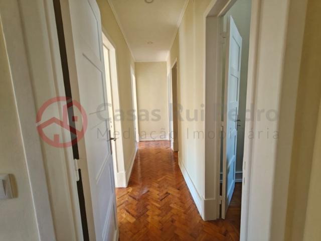 Apartamento T4 no Areeiro