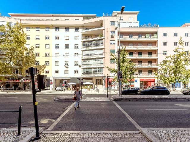 Apartamento T4 no centro de Lisboa, Av. João XXI