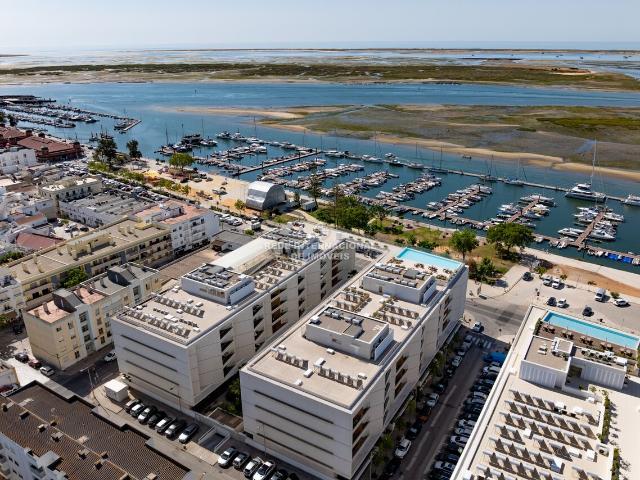 Apartamento T4 no Del Mar Marina em Olhão, Algarve