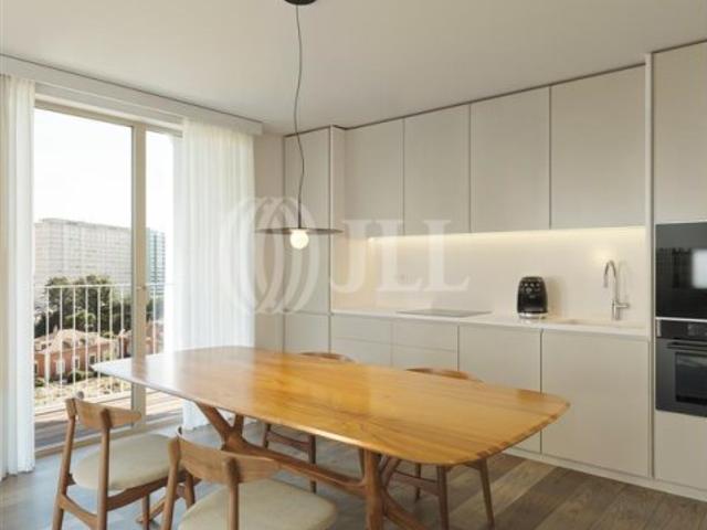 Apartamento T4 novo, no NoLiPa, Campo Grande, Lisboa