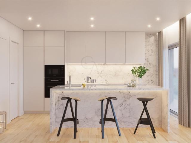 Apartamento T4 Novo com 3 Varandas e Mais de 65 m² de Espaço. 235m² Campolide
