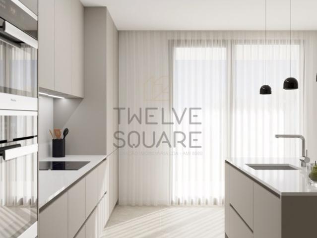 Apartamento T4 Novo em Leiria