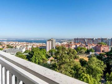 Apartamento T4, o luxo com vista panorâmica nas Amoreiras em. 260m² Campolide