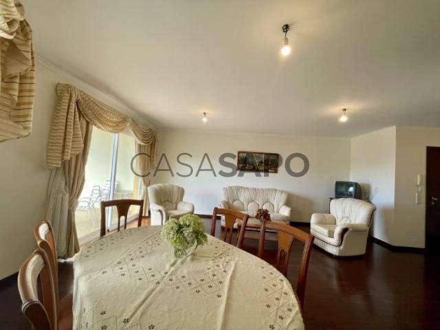 Apartamento T4 para alugar em Câmara de Lobos