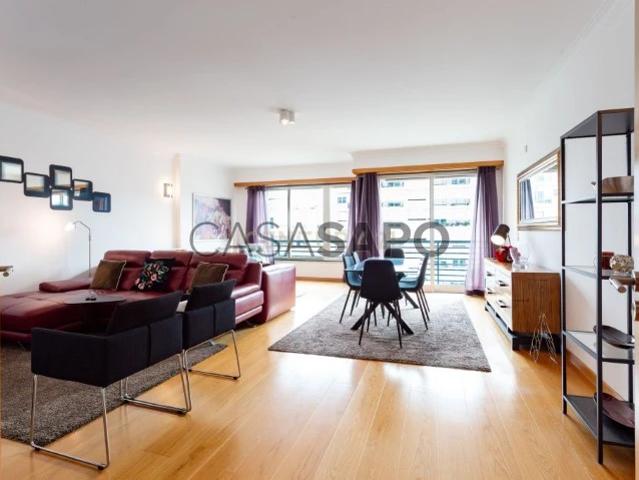 Apartamento T4 para alugar em Lisboa