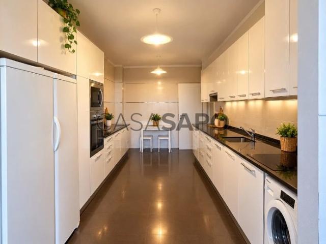 Apartamento T4 para alugar em Lisboa