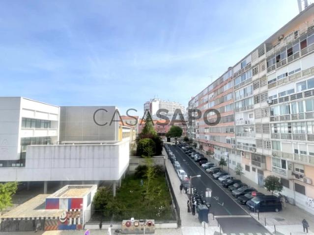 Apartamento T4 para alugar em Lisboa