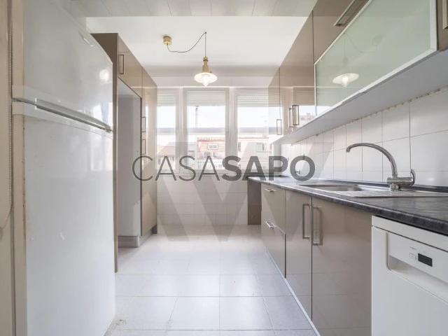 Apartamento T4 para alugar em Lisboa