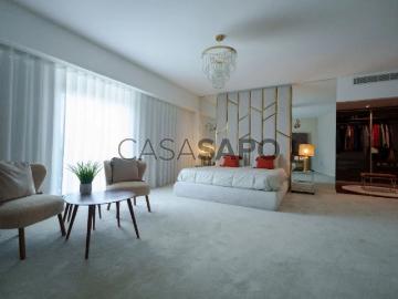 Apartamento T4 para alugar em Loures