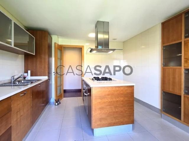 Apartamento T4 para alugar em Odivelas