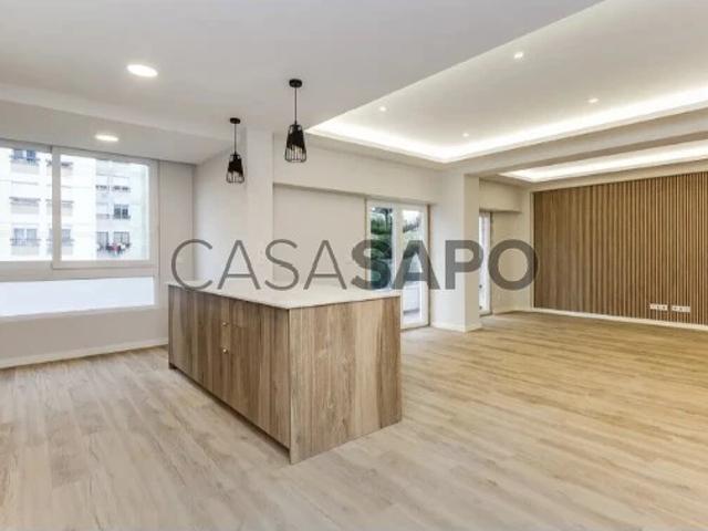 Apartamento T4 para alugar em Oeiras