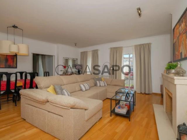 Apartamento T4 para alugar em Oeiras