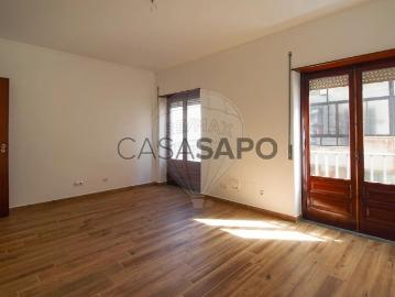 Apartamento T4 para alugar em Peniche