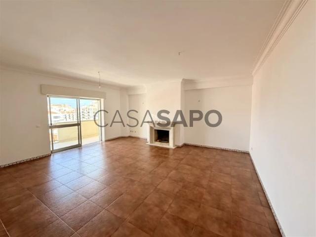 Apartamento T4 para alugar em Santarém