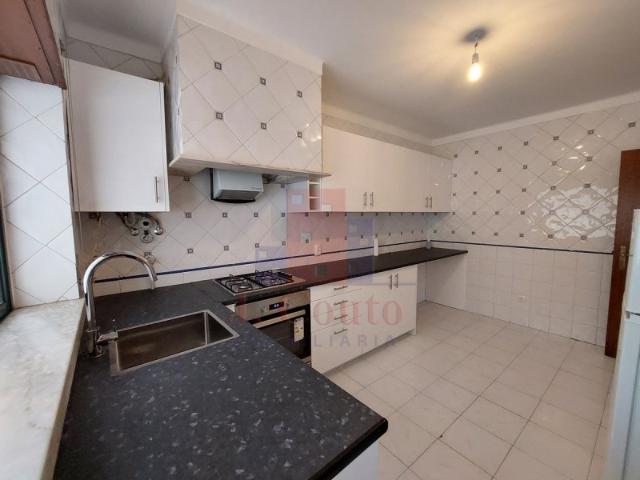 Apartamento T4 para arrendamento