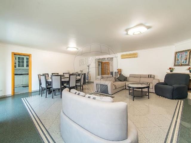 Apartamento T4 para arrendar em Lumiar, Lisboa RE/MAX Portugal