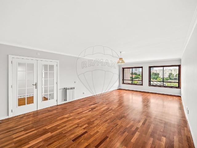 Apartamento T4 para arrendar em São Domingos de Benfica, Lisboa RE/MAX Portugal