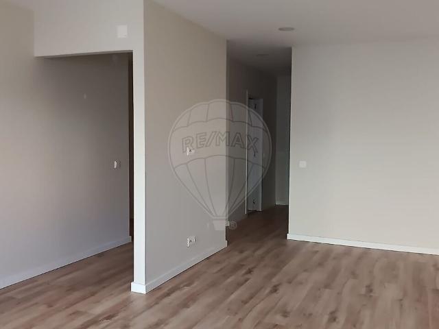 Apartamento T4 para arrendar em São Sebastião, Setúbal RE/MAX Portugal