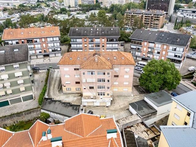 Apartamento T4 para arrendar em Santo António dos Olivais, Coimbra RE/MAX Portugal