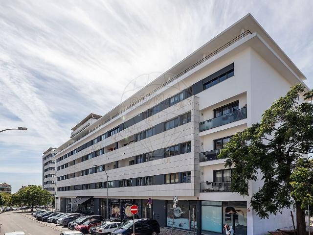 Apartamento T4 para arrendar em Venteira, Amadora RE/MAX Portugal