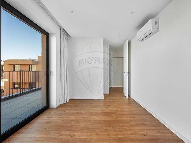 Apartamento T4 para arrendar em Vila Nova de Gaia, Porto