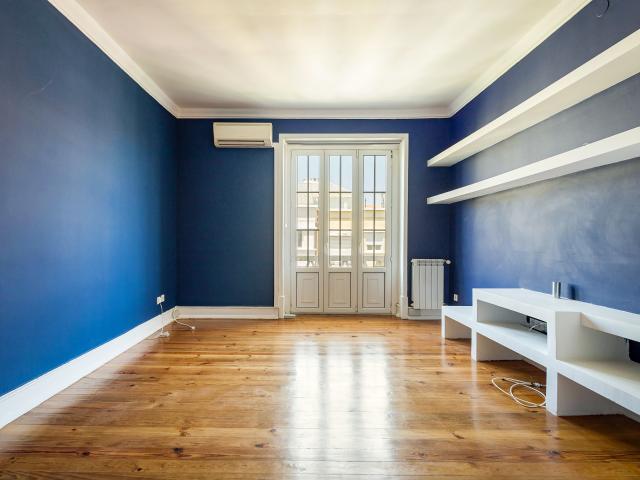 Apartamento T4 para arrendar sem móveis nas Avenidas Novas