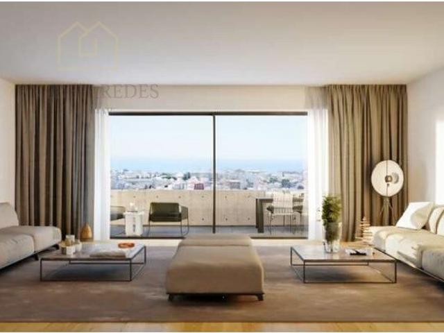 Apartamento T4 para comprar em Leça da Palmeira Porto | Co. 160m² Custóias, Leça do Balio e Guifões