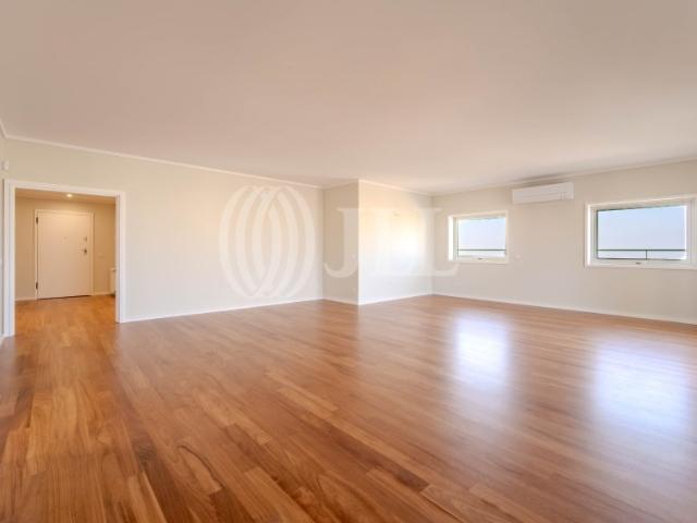 Apartamento T4 Penthouse, Avenida da Boavista, Porto