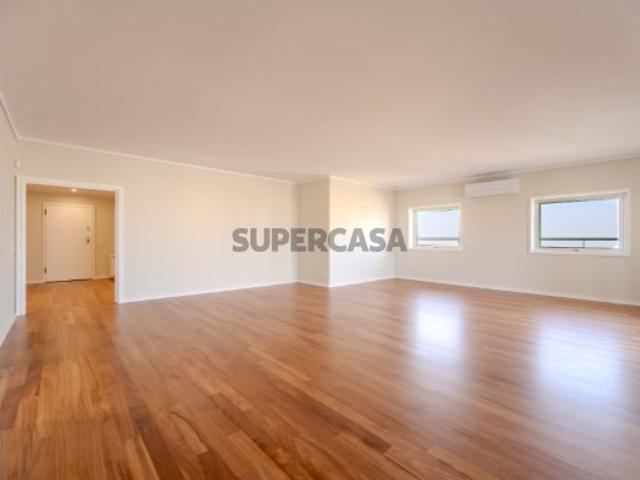 Apartamento T4 Penthouse, Avenida da Boavista, Porto