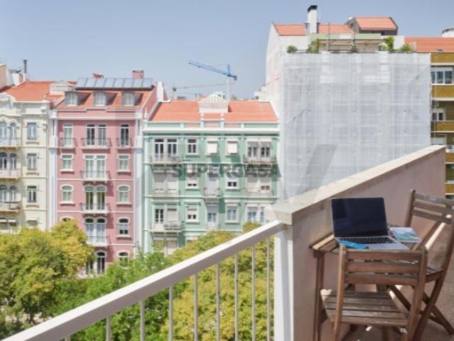 Apartamento T4, Rua António Enes, Avenidas Novas, Lisboa