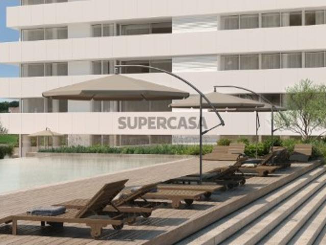 Apartamento T4 Strata Private Residences