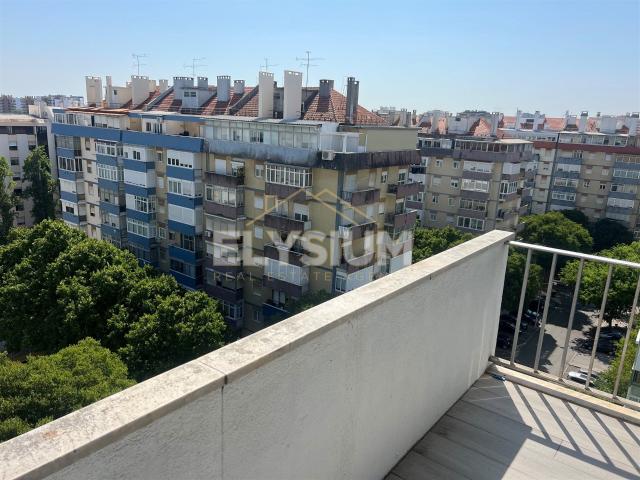 Apartamento T5 Venda em São Domingos de Benfica,Lisboa 132m² São Domingos De Benfica