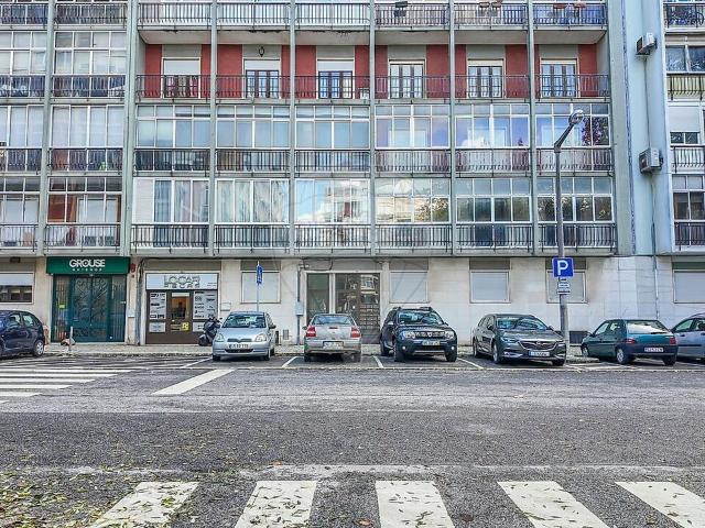 Apartamento T5 à venda em Lumiar, Lisboa RE/MAX Portugal