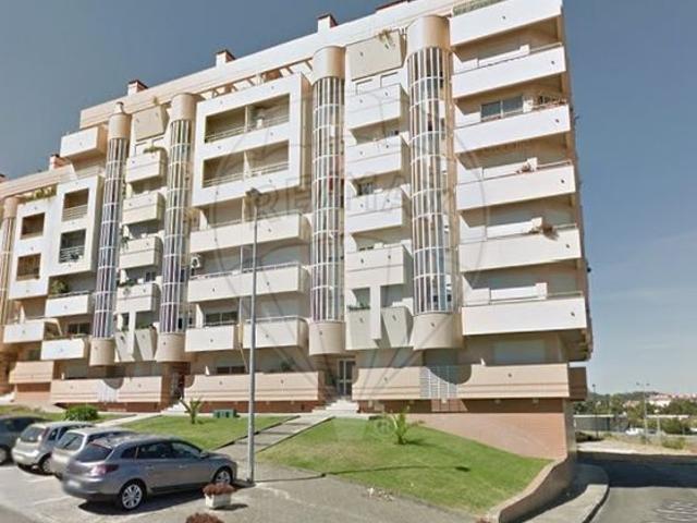 Apartamento T5 à venda em Santarém