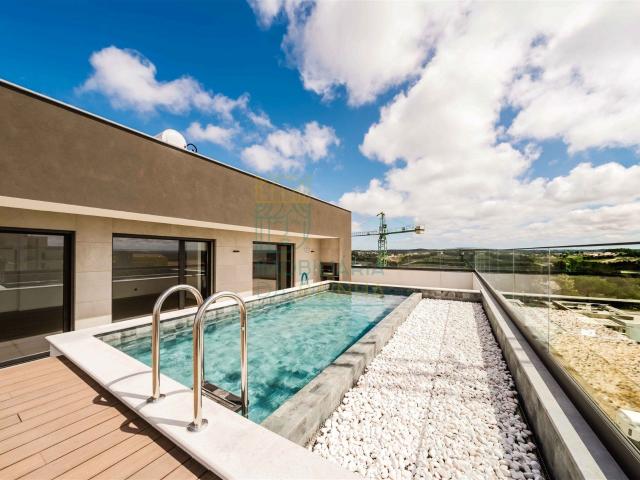 Apartamento T5 com Piscina e Garagem – Caldas da Rainha 223m² Caldas da Rainha Nossa Senhora Do Pópulo, Coto E São Gregório