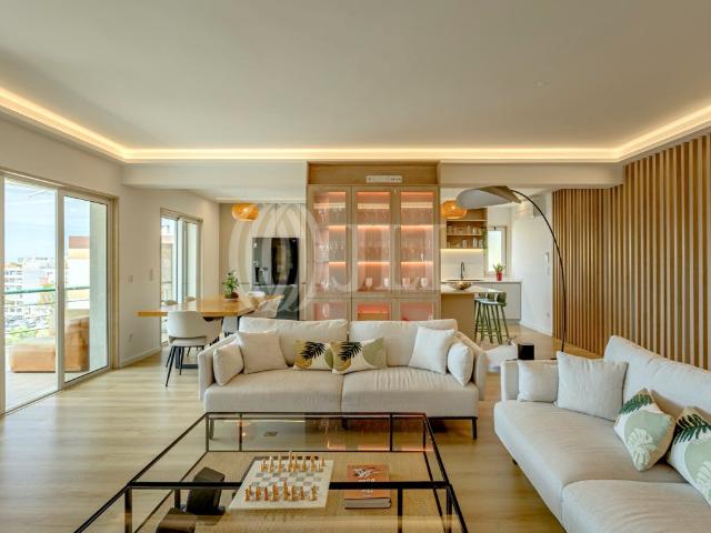 Apartamento T5 com vista mar no Estoril, Cascais 0m² Cascais e Estoril