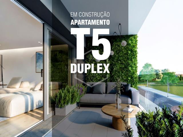 Apartamento T5 Duplex em construção Loures