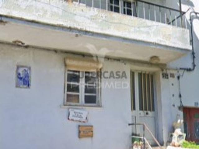 Apartamento T5 em Alcongosta